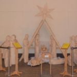 Bereits 20. Mal stand am Stuttgarter Hauptbahnhof zur Weihnachtszeit die von Schülern des Kenar-Lyceums im polnischen Zakopane geschnitzte Holzkrippe.