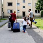 Heute werden in Stuttgart Migranten zugunsten von ukrainischen Flüchtlingen entmietet, morgen kann es jedermann treffen.