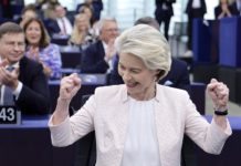 Ursula von der Leyen (CDU) ist am frühen Donnerstagnachmittag in Straßburg zur EU-Kommissionspräsidentin wiedergewählt worden.
