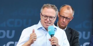 Verlogener geht’s nicht mehr: Thüringens CDU-Spitzenkandidat Mario Voigt nennt die Union „die größte Friedenspartei in Europa“, was an Schamlosigkeit kaum zu übertreffen sein dürfte.