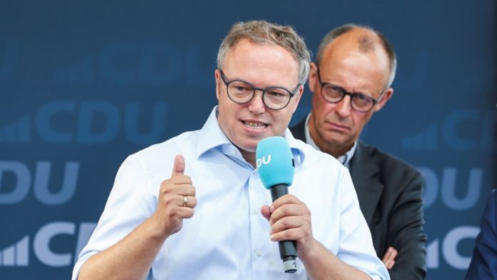 Verlogener geht’s nicht mehr: Thüringens CDU-Spitzenkandidat Mario Voigt nennt die Union „die größte Friedenspartei in Europa“, was an Schamlosigkeit kaum zu übertreffen sein dürfte.