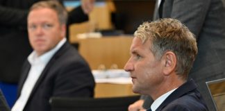 Kommt es morgen im Thüringer Landtag zu einem Verfassungsbruch von CDU-Verlierer Mario Voigt (l.) gegenüber dem überwältigendem Wahlgewinner Björn Höcke?