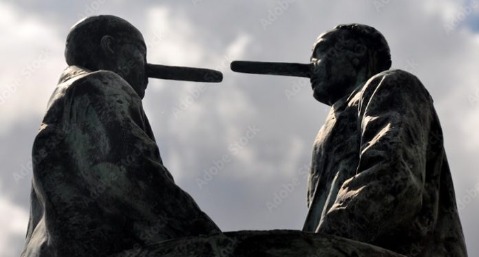 Bronzefiguren „Die Lügner“ von Nicolas Dings in Osnabrück (Symbolbild).