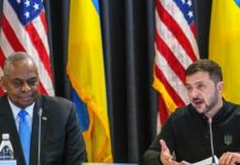 "Wir brauchen mehr Waffen", sagte der ukrainische Präsident Wolodymyr Selenskyj am Freitag bei einem Treffen der sogenannten Kontaktgruppe auf dem US-Stützpunkt in Ramstein mit US-Verteidigungsminister Lloyd Austin.