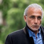 Ein Gericht in Genf hat Tariq Ramadan wegen Vergewaltigung und sexueller Nötigung einer Frau verurteilt. Er soll drei Jahre ins Gefängnis, zwei davon auf Bewährung.