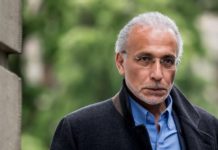 Ein Gericht in Genf hat Tariq Ramadan wegen Vergewaltigung und sexueller Nötigung einer Frau verurteilt. Er soll drei Jahre ins Gefängnis, zwei davon auf Bewährung.