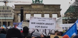 Friedensdemo am 25. Februar 2023 in Berlin.