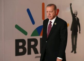 Erdogan will in die BRICS-Staatengruppe aufgenommen werden. Die Türkei wäre das erste NATO-Land in der von Russland und China dominierten Vereinigung für aufstrebende Schwellenländer.