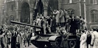 Am 23. Oktober 1956 jagen die Ungarn ihre verhasste stalinistische Regierung zum Teufel. Sie erklären sich für neutral und fordern die sowjetischen Besatzer auf, das Land zu verlassen.