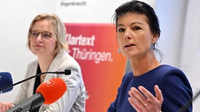 Es gehörte wahrlich kein prognostischer Spürsinn dazu, den Konflikt zwischen der BSW-Parteigründerin Sahra Wagenknecht und Katja Wolf (l.) vorauszusagen.