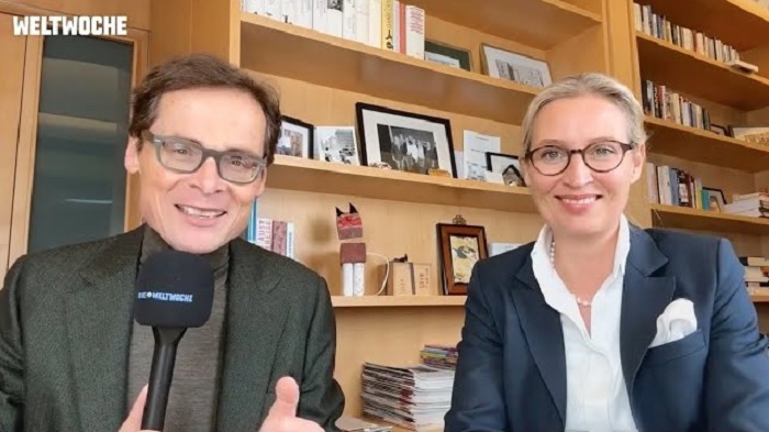 In summa cum laude: Alice Weidel im Interview mit Roger Köppel