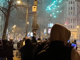 In Berlin bereiten sich 4000 Polizisten auf die Silvesternacht vor. Sie sollen vor allem in  Krisengebieten wie Kreuzberg, Neukölln und dem Wedding das Schlimmste verhüten.