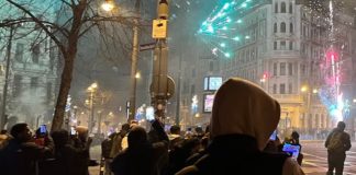 In Berlin bereiten sich 4000 Polizisten auf die Silvesternacht vor. Sie sollen vor allem in  Krisengebieten wie Kreuzberg, Neukölln und dem Wedding das Schlimmste verhüten.