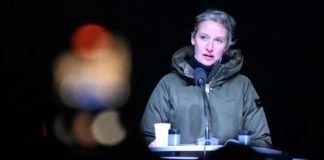 AfD-Kanzlerkandidatin Alice Weidel bei ihrer Rede vor tausenden Demonstranten am 23. Dezember in Magdeburg.