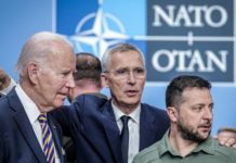 US-Präsident Donald Trump ist nicht bereit, die Zeche zu begleichen, die sein Vorgänger mitsamt den europäischen NATO-Staaten in der Ukraine hinterlassen hat (Foto: V. l. n. r. Joe Biden, Jens Stoltenberg und Wolodymyr Selenskyj). 