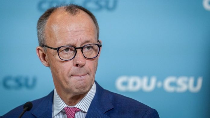 Je näher die Wahl rückt, umso mehr Zweifel kommen auf, ob Friedrich Merz wirklich der neue Bundeskanzler wird.