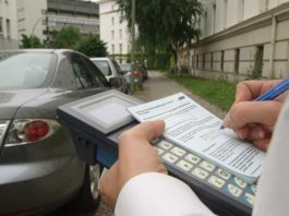 Während das Parken in Berlin bislang 10,20 Euro im Jahr kostete, soll dieser Betrag nun versechzehnfacht werden.