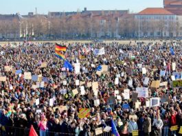 Staatsdemo gegen Rechts am 8. Februar auf der Theresienwiese in München.