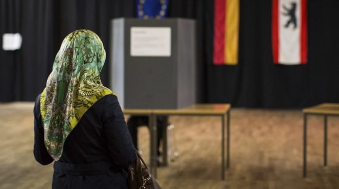 Nachwahlbefragungen ergaben, dass unter den Moslems die Kommunisten der Linkspartei klar auf Platz eins rangieren.