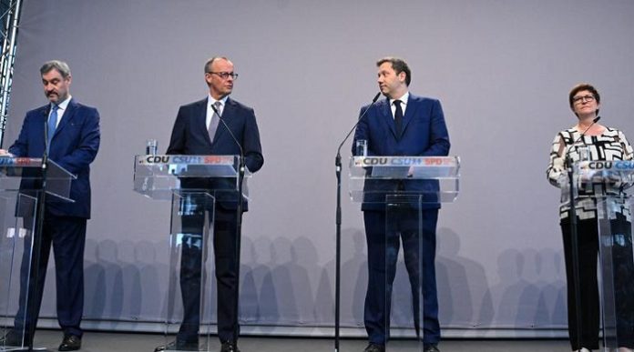 Union und SPD haben sich auf einen Koalitionsvertrag geeinigt und stellen das Papier am Mittwochnachmittag vor.