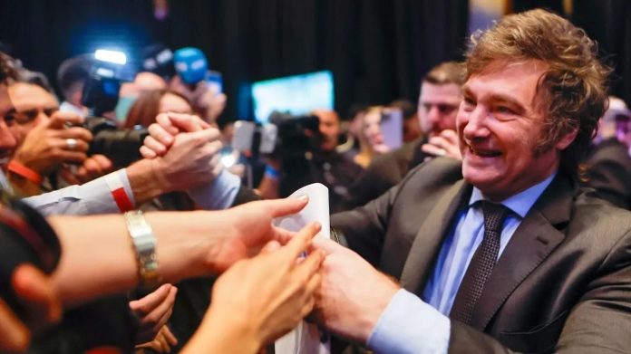 Bei der Wahl des Parlaments der argentinischen Hauptstadt Buenos Aires konnte sich Javier Mileis Partei am Sonntag mit gut 30 Prozent der abgegebenen Stimmen durchsetzen.