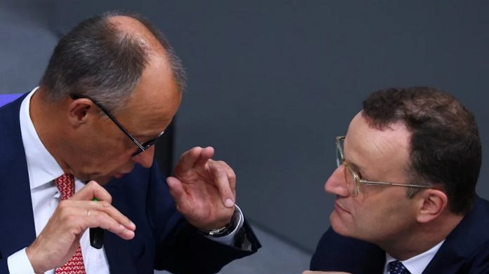 Merz und Spahn denken nicht in moralischen Werten, schon gar nicht in christlichen, sondern einzig an Mehrheiten für die Behauptung ihrer politischen Macht.