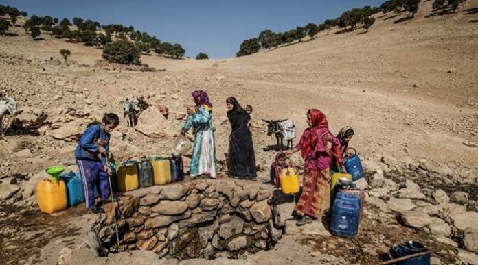 Der iranischen Hauptstadt Teheran könnte nach Angaben der Behörden schon im Oktober das Wasser vollständig ausgegangen sein.