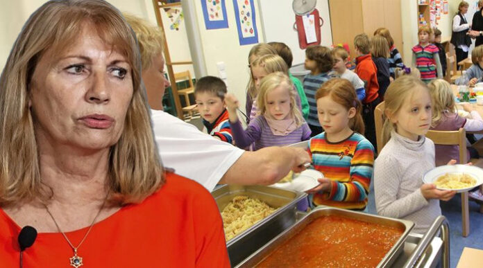 Die sächsische SPD-Ministerin Petra Köpping (l.) lehnt kostenlosen Mittagstisch für Schüler ab, wenn das Geld aus dem Asyl- und Integrationsetat kommt.