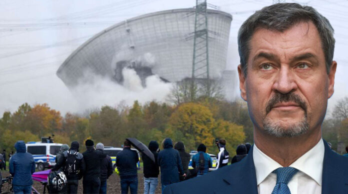 Bayerns Ministerpräsident Markus Söder bestach am Samstag bei der Sprengung der beiden Kühltürme in Gundremmingen durch Abwesenheit.