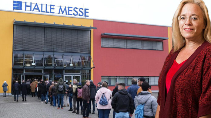 War sichtlich zufrieden mit der ersten alternativen Büchermesse 