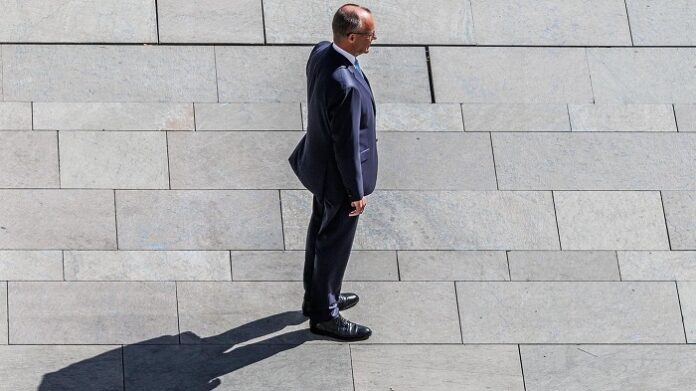 Friedrich Merz wird bis zum Ende seiner Kanzlerschaft davon verfolgt werden, dieses Amt mit Wahllügen erobert und mit unverantwortlichen Schulden für die Nachkommenden belastet zu haben.