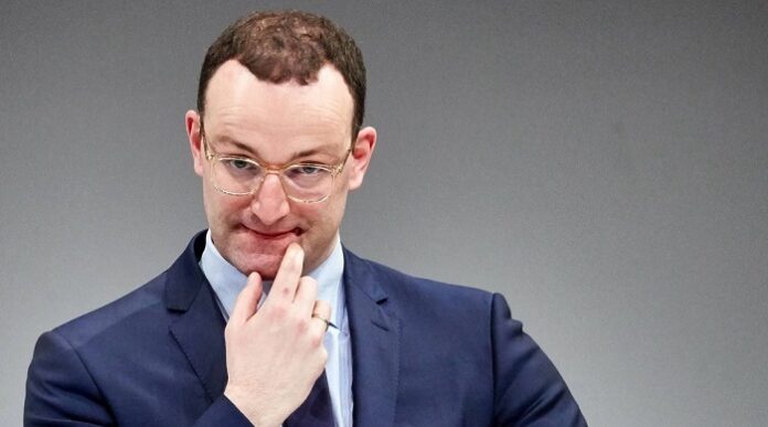 Jens Spahn sieht sich und die Seinen als 