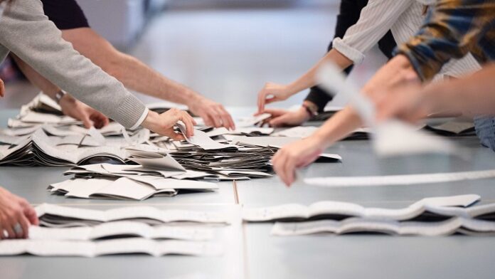 Es wird keine erneute Auszählung der Stimmen zur Bundestagswahl 2025 geben. Der Bundestag ist der Entscheidung des Wahlprüfungsausschusses gefolgt und hat den Wahleinspruch des BSW abgelehnt. 