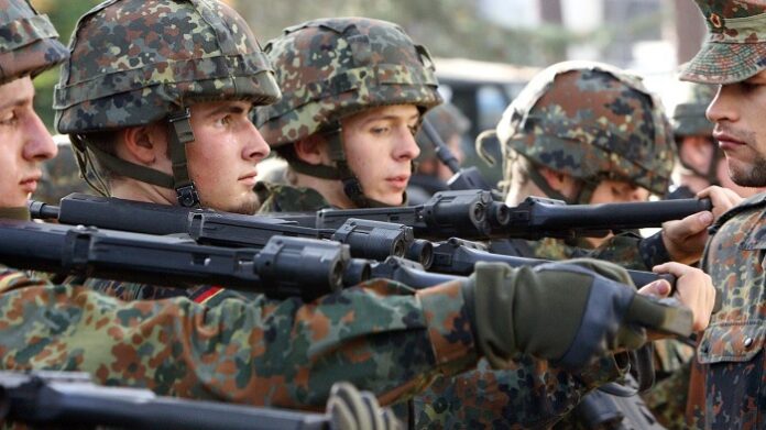 Wer sich in „Befehl und Gehorsam“ üben will, wird die Bildung realer Verteidigungsfähigkeit verfehlen, aber den Betreibern der „Kriegsfähigkeit“ sehr gefällig sein.