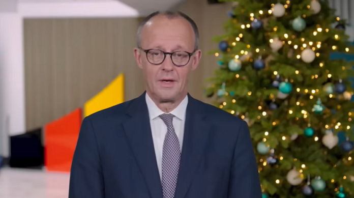 Liebe Mitbürgerinnen und Mitbürger, wieder ist ein Jahr vorbei, in dem wir die Macht behalten konnten. Dafür danke ich euch aus vollem Herzen.