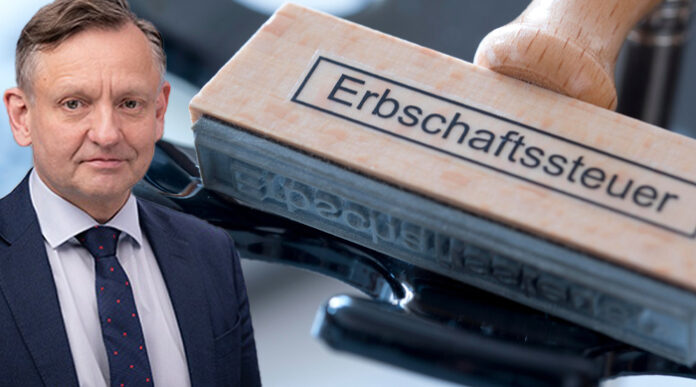 Der finanzpolitische Sprecher der AfD-Bundestagsfraktion, Kay Gottschalk, sieht in dem Vorstoß der SPD einen weiteren Beleg für die wirtschaftspolitische Verantwortungslosigkeit der von Friedrich Merz geführten Bundesregierung.