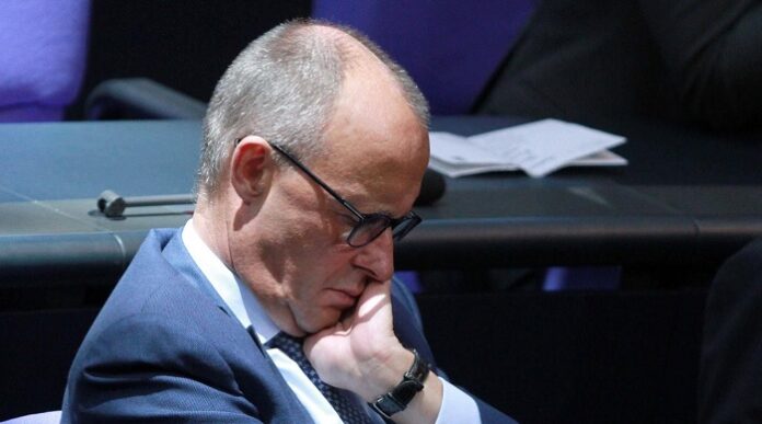 Weil die Merz-Partei hartnäckig begriffsstutzig ist, macht sie auch noch den peinlichen Vorschlag, Özdemir und Hagel sollten sich das Amt des Ministerpräsidenten teilen.