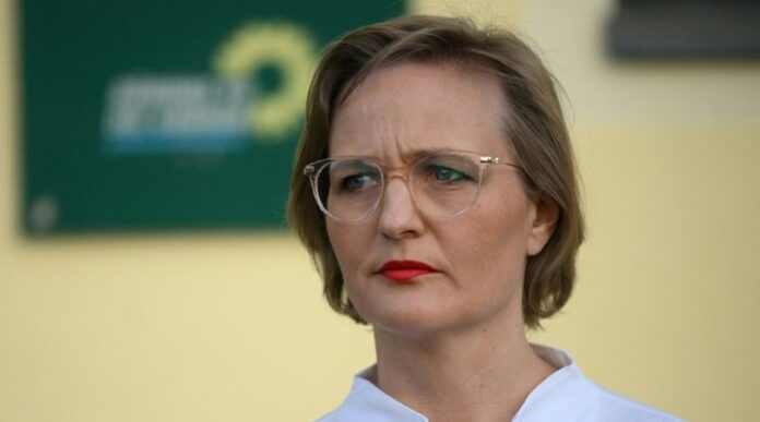 Die Grünen-Vorsitzende Franziska Brantner hat an die Mitglieder ihrer Partei appelliert, die Zeit der kleinteiligen Regelungswut hinter sich zu lassen.