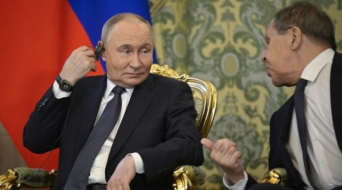 Russlands Präsident Wladimir Putin und der langjährige Außenminister Sergey Lawrow lassen in ihren letzten Erklärungen keinen Zweifel über das Kriegsziel: Sieg.