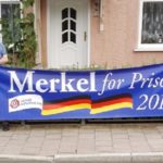 Kreativer Protest beim Wahlkampfauftritt von Angela Merkel in Apolda. (Fotocredit: Prabel)